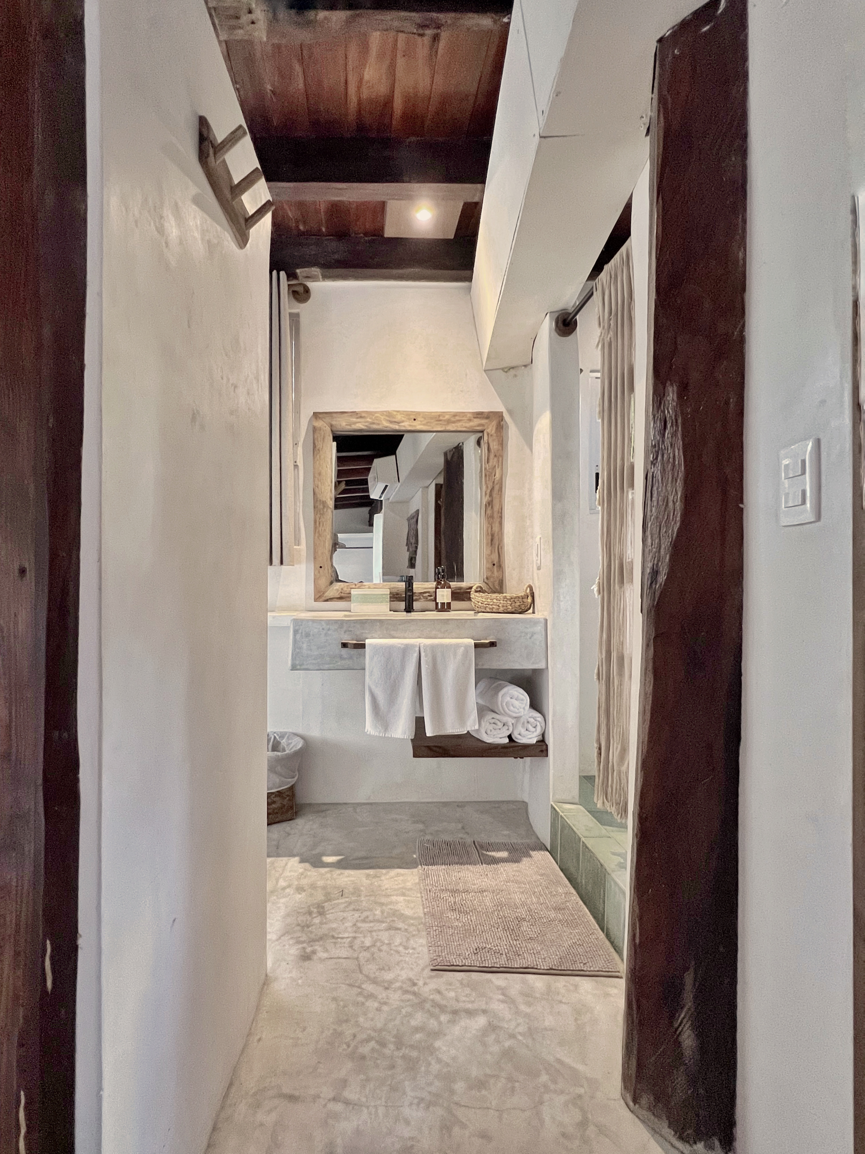 Triple room bathroom at Chika Tulum